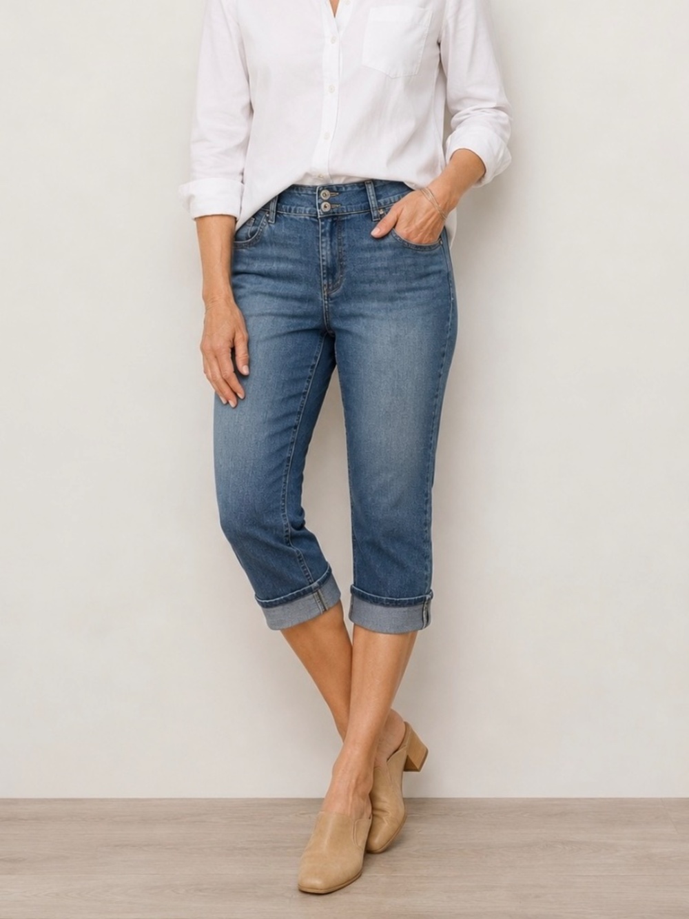 Chico’s Platinum Denim Cropped Capri Jeans Womens Size 0 Blue Cuffed Stretch